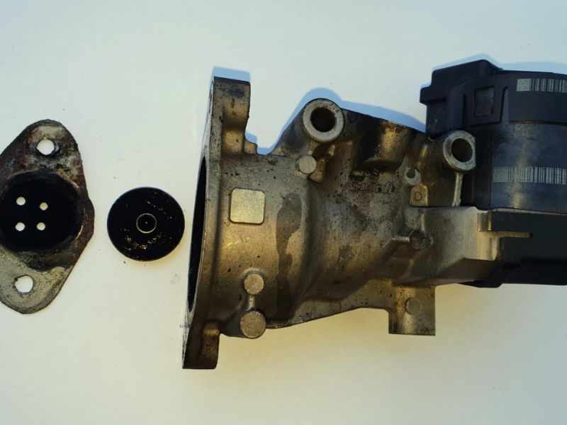 egr-szetesve-002FF838EC9-1388-98D6-0E49-5437C09D28B8.jpg